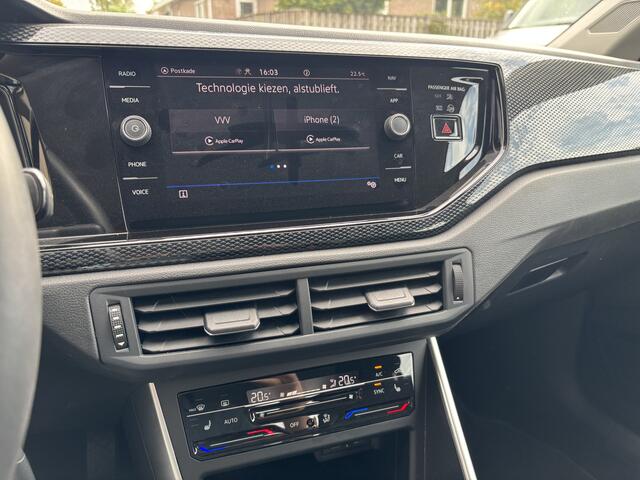 Volkswagen POLO 1.0 TSI Life Business Automaat Navigatie / Camera / Stoelverwarming