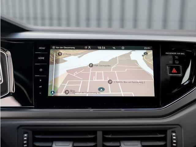 Volkswagen POLO 1.0 TSI R-Line | Keyless | Panodak | IQ Light | Camera | Trekhaak afnb. | Prijs Rijklaar!!