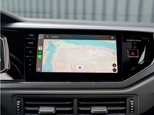 Volkswagen POLO 1.0 TSI R-Line | Keyless | Panodak | IQ Light | Camera | Trekhaak afnb. | Prijs Rijklaar!!
