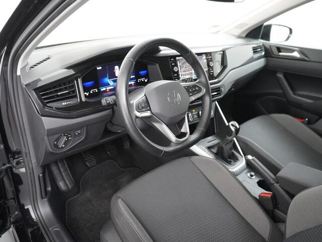 Volkswagen POLO 1.0TSI Apple Carplay Android Auto Virtual Cockpit Navi Airco Adap.Cruise DAB Life Rijstrooksensor Bluetooth Led Lmv Regen-Lichtsensor Isofix 1e Eigenaar Origineel Nederlandse Auto Zeer compleet!