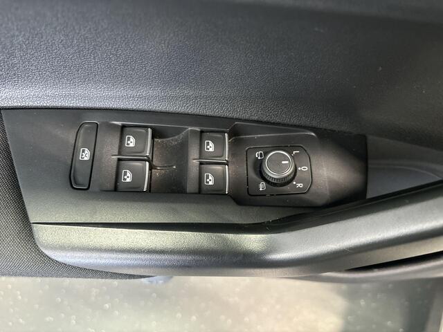 Volkswagen POLO 1.0 TSI 95pk R-Line · Apple/Android Car Play · Navigatie · Sportonderstel · P-Sensoren · DAB · 16'' Inch · Garantie t/m 26-05-2027 of 100.000km