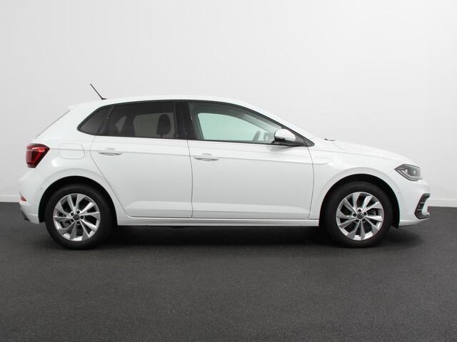 Volkswagen POLO 1.0 TSI 110pk DSG Style | Navigatie | LED | Adaptive cruise control | Apple carplay/ Android auto | Parkeersensoren | Verwarmde voorstoelen | Radio/ DAB | Lichtmetalen velgen