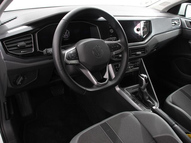 Volkswagen POLO 1.0 TSI 110pk DSG Style | Navigatie | LED | Adaptive cruise control | Apple carplay/ Android auto | Parkeersensoren | Verwarmde voorstoelen | Radio/ DAB | Lichtmetalen velgen