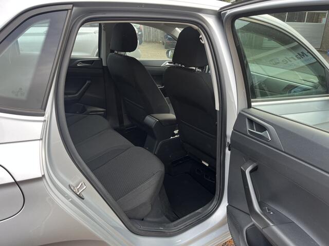 Volkswagen POLO 1.6 TDI Comfortline ADD CRUISE NAVI CARPLAY