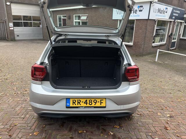 Volkswagen POLO 1.6 TDI Comfortline ADD CRUISE NAVI CARPLAY