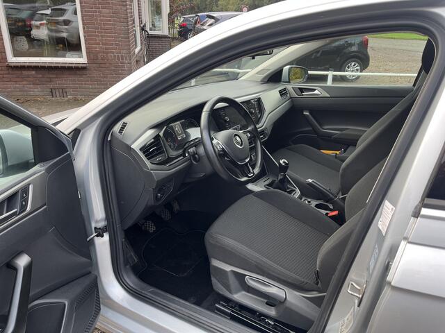 Volkswagen POLO 1.6 TDI Comfortline ADD CRUISE NAVI CARPLAY