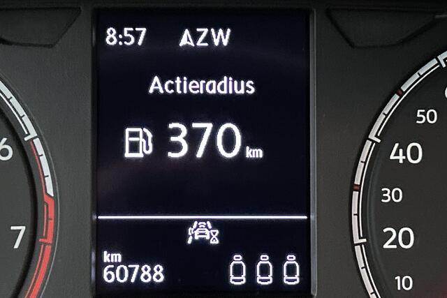 Volkswagen POLO 1.0 TSI Highline | Stoelverwarming | Adaptieve cruise control | Navigatie | Airco