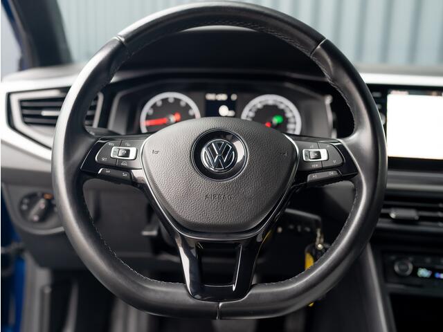 Volkswagen POLO 1.0 TSI 95Pk DSG Comfortline Business | Camera | Parkeersensoren V&A | Trekhaak | Prijs Rijklaar!!