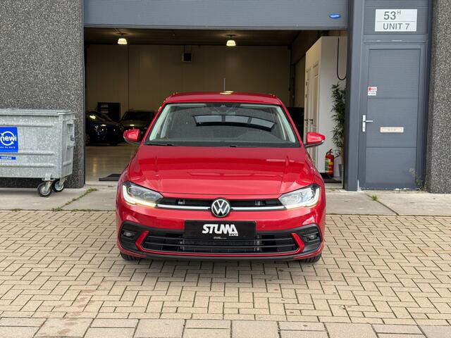 Volkswagen POLO 1.0 TSI Business Life | DSG Automaat | Virtual | LED Bar | IQ Lights | Camera | Keyless | Stoelverwarming | Climate | ACC | Lane & Front Assist | 2 X PDC | DAB | Carplay | Trekhaak Voorbereiding | Eerste Eigenaar | BTW | Garantie