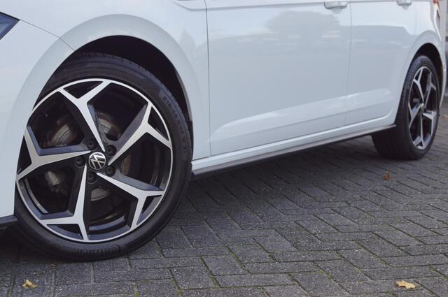 Volkswagen POLO 1.0 TSI R-Line 95pk / Panodak / Navi / ACC / PDC / 17 Inch LM / Virtual cockpit