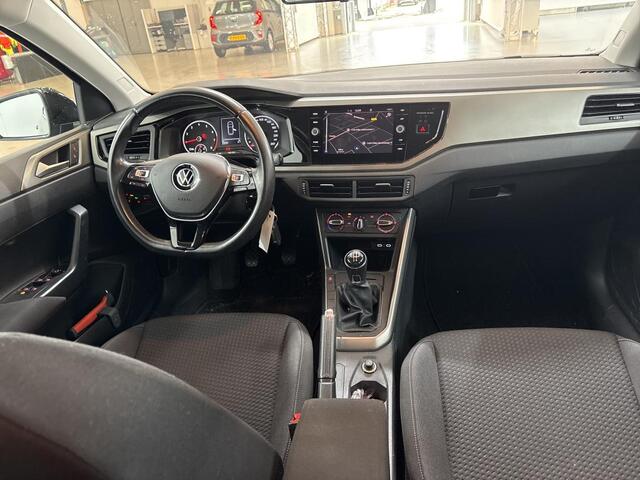 Volkswagen POLO 1.0 TSI Comfortline EXE | Navigatie | 16" | Privacy Glass | VERWACHT