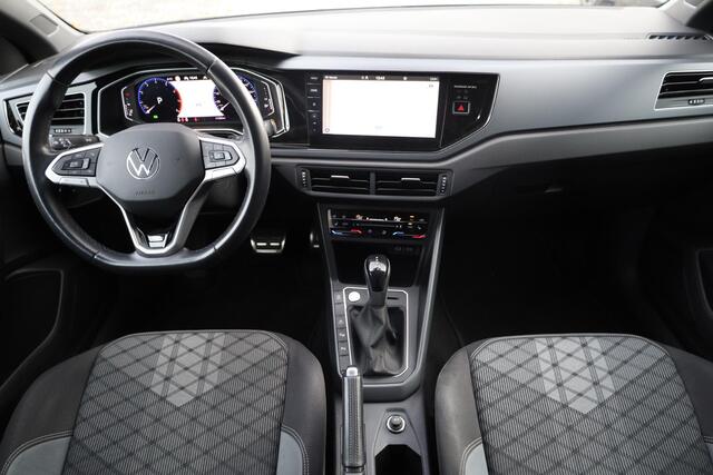 Volkswagen POLO 1.0 TSI R-Line Business 81KW-110PK DSG, LED matrix, 17"LMV bergamo, digital cockpit pro, discover pro navigatie, privacy glas, keysless entry, pdc voor en achter, park assist, Side Assist, lane assist, stoelverwarming, ACC, mf lederen stuurwiel, etc.