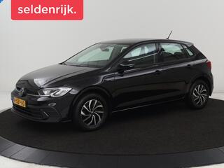 volkswagen-polo-1.0-tsi-life--adap
