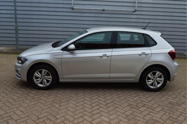 Volkswagen POLO 1.0 TSI Comfortline Business O.a: Navi, Airco, ACC, Carplay, Rijklaar, Etc. All-in prijs!