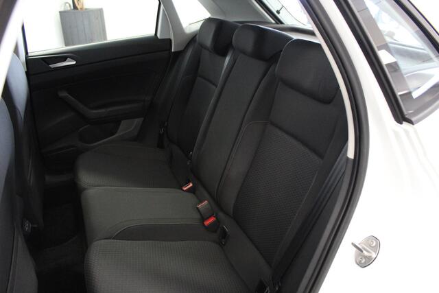 Volkswagen POLO 1.0 TSI Comfortline | CARPLAY | 15'LMV | AIRCO | DAB-RADIO | ACC | NAVIGATIE | ELEK-RAMEN |