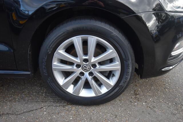 Volkswagen POLO 1.2 TSI Highline , NAVI , LMV15 , PDC V+A , AIRCO , CR CONTROL ,