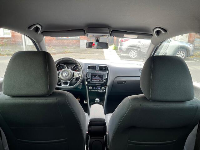 Volkswagen POLO 1.2 TSI HIGHLINE R-Line