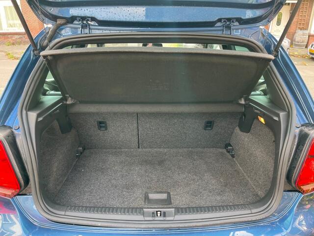 Volkswagen POLO 1.2 TSI HIGHLINE R-Line