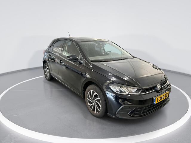 Volkswagen POLO 1.0 TSI 95pk Life · Apple/Android Car Play · Airco · P-Sensoren · DAB · Getint Glas · 15'' Inch · Garantie t/m 10-10-2027 of 100.000km