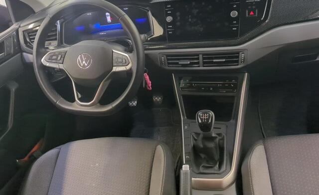 Volkswagen POLO 1.0 TSI 95 Pk Life Business Navigatie Ledkoplampen Lichtmetalen Velgen Parkeersensoren V+A ACC Stoelverwarming Dab Extra Getint Glas NL Auto