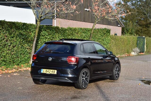 Volkswagen POLO 96 PK TSI DSG Pano ECC ACC stoelverw. Business edition