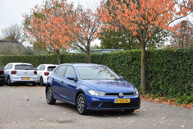 Volkswagen POLO 96 PK TSI Life fabrieksgarantie IQdrive Navi LED ECC Camera PDC NAP