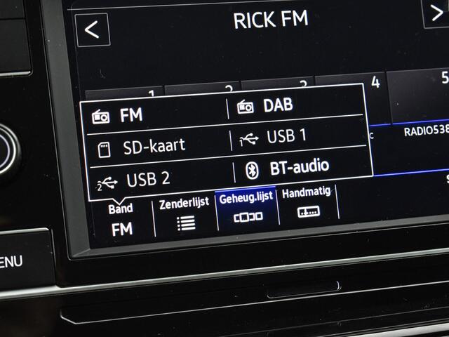 Volkswagen POLO 1.0 TSI 95pk Life · Apple/Android Car Play · P-Sensoren · Getint Glas · Airco · 15'' Inch · Garantie t/m 11-09-2027 of 100.000km