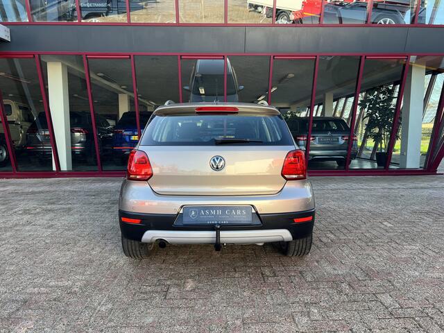 Volkswagen POLO 1.2 TSI Highline | Cross Polo | CC | Stoelverw. | Parkeersensoren |
