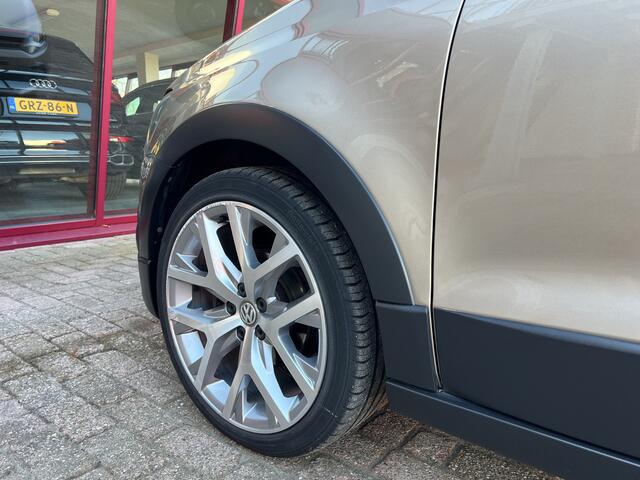 Volkswagen POLO 1.2 TSI Highline | Cross Polo | CC | Stoelverw. | Parkeersensoren |