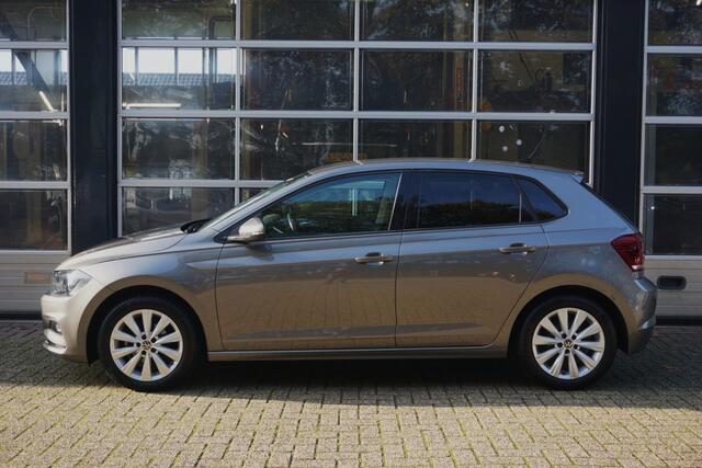 Volkswagen POLO 1.0 TSI Highline Navi/Trekhaak/PDC!