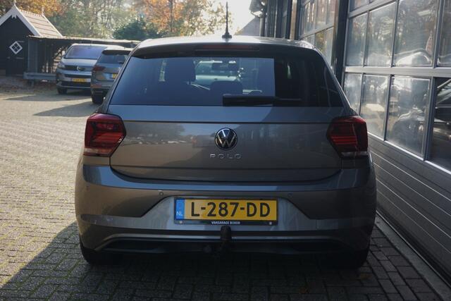 Volkswagen POLO 1.0 TSI Highline Navi/Trekhaak/PDC!