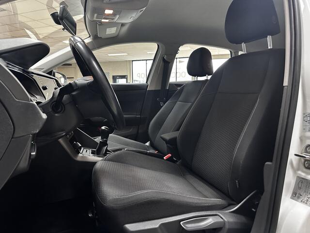 Volkswagen POLO 1.0 TSI Comfortline/ Apple + Android/ Airco/ Adaptive Cruise/ Elek. pakket/ Isofix/ Bluetooth/ Armsteun/ Multi. LEDER. Stuur/ Mistl./ LED Dagrijverl.