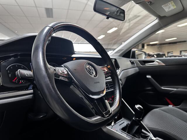 Volkswagen POLO 1.0 TSI Comfortline/ Apple + Android/ Airco/ Adaptive Cruise/ Elek. pakket/ Isofix/ Bluetooth/ Armsteun/ Multi. LEDER. Stuur/ Mistl./ LED Dagrijverl.