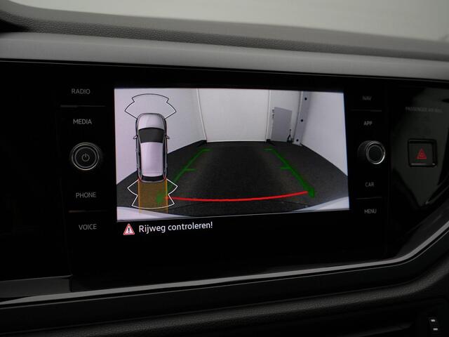 Volkswagen POLO 1.0 TSI 110 pk DSG R-Line Business | Panoramadak | IQ Light | Achteruitrijcamera | Stoelverwarming | Adaptive Cruise