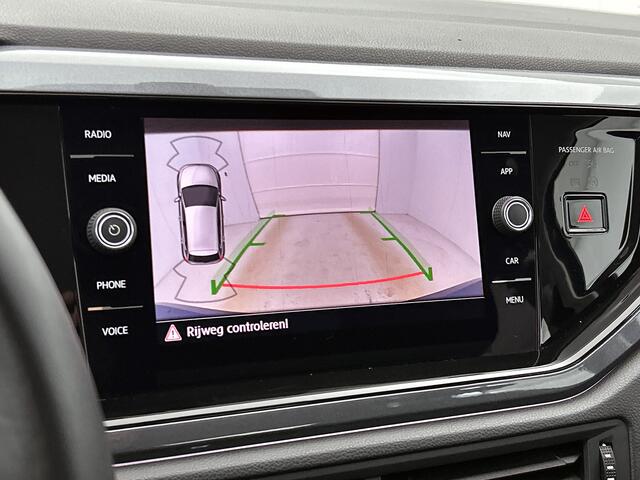 Volkswagen POLO 1.0 TSI Highline Lichtmetalen velgen | Achteruitrijcamera | Climate control