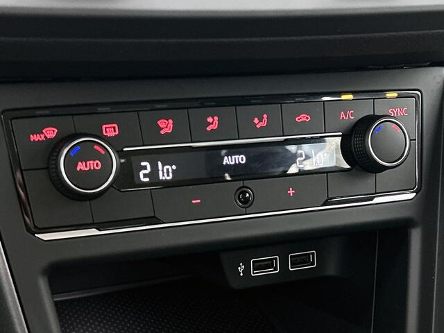 Volkswagen POLO 1.0 TSI Highline Lichtmetalen velgen | Achteruitrijcamera | Climate control