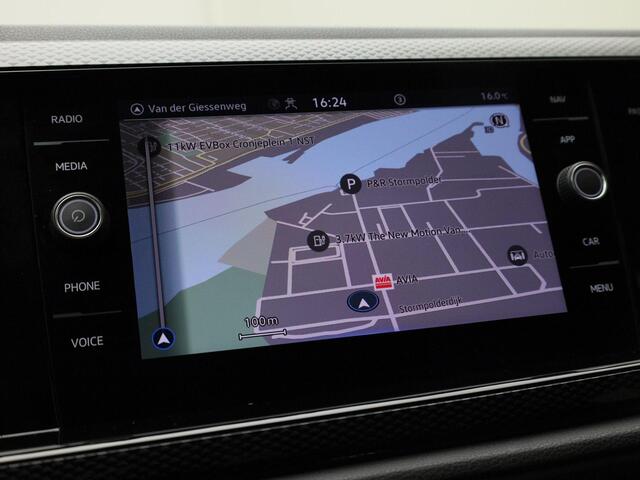 Volkswagen POLO 1.0TSI/95PK Life · Navigatie · Parkeersensoren · Apple/Android · Garantie tot februari 2027 of 100000km.