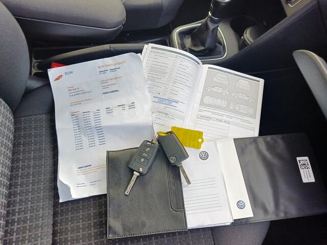 Volkswagen POLO 1.2 TSI Comfortline Connected Series | Airco | Panorama Dak | Cruis controle |