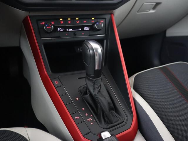 Volkswagen POLO 1.0 TSI Beats | Origineel NL | Virtual Cockpit | Carplay | Parkeerhulp | Adaptive cruise | Navigatie | Climate control | Beats Audio | Getint glas