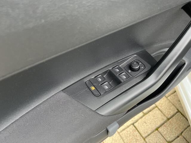 Volkswagen POLO 1.0 TSI Comfortline Airco / Carplay /Lmv