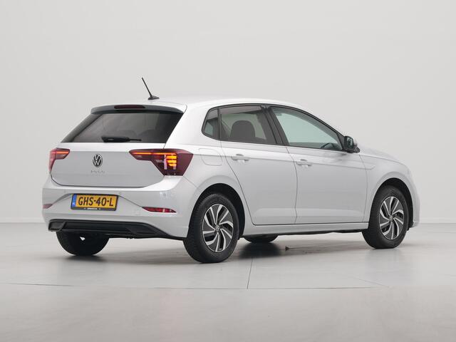 Volkswagen POLO 1.0 TSI 95pk Life Edition Navi via App Acc Pdc Camera Privacy glas Argon