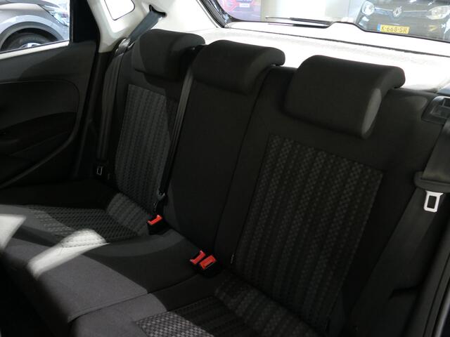 Volkswagen POLO 1.0 - Airco, radio, stoelverwarming, elektrische ramen v+a