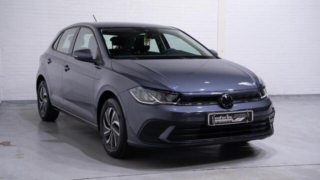 Volkswagen POLO 1.0 TSI Life Business Navigatie NAP 1e Eig. ACC ECC PDC v+a Apple-carplay Camera Digi-cockpit Stoelverwarming Rijklaar!