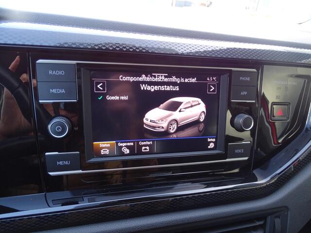 Volkswagen POLO 1.0 TSI Life Business AUTOMAAT | VOLLEDIG DIGITAAL INSTRUMENTENPANEEL | PARKEERSENSOREN | APPLE/ANDROID CARPLAY | ADAPTIEVE CRUISE CONTROL | STOELVERWARMING | KEYLESS GO