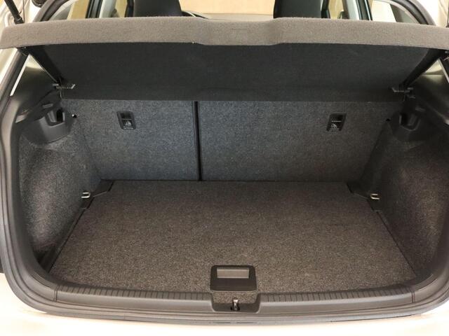 Volkswagen POLO 1.0 TSI Highline Business PARKEERSENSOREN VOOR EN ACHTER - CRUISE CONTROL - APPLE CARPLAY/ANDROID AUTO - CLIMATE CONTROL - STOEL VERWARMING - DAB RADIO