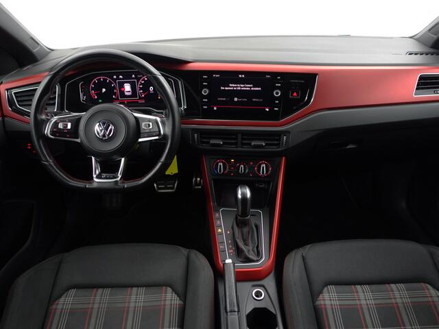 Volkswagen POLO 2.0 TSI GTI Aut- Panoramadak, CarPlay, Android Auto, Stoelverwarming, Dynamic select, Camera