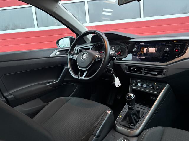 Volkswagen POLO 1.0 TSI Comfortline Business TREKHAAK / CARPLAY / PDC / CLIMA / CRUISE / ELEK RAMEN