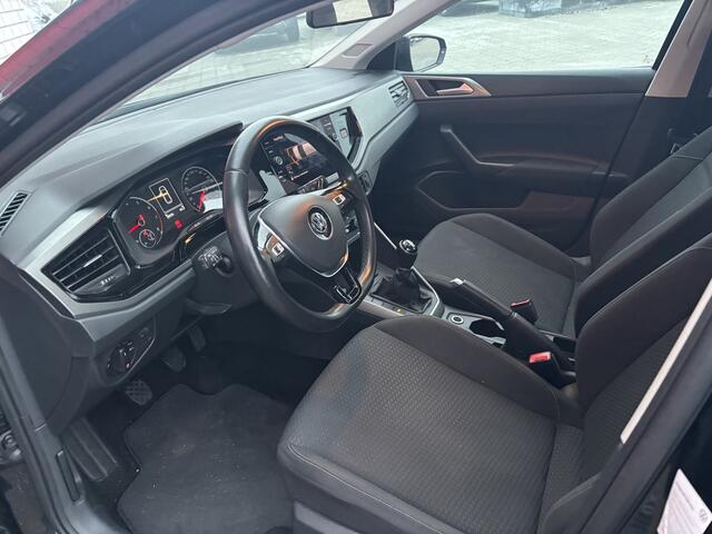 Volkswagen POLO 1.0 TSI Comfortline Business TREKHAAK / CARPLAY / PDC / CLIMA / CRUISE / ELEK RAMEN