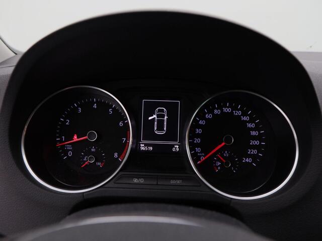 Volkswagen POLO 1.2 TSi Highline | Cruise Control | Climate Control | Parkeersensoren | Bluetooth | Navigatie | 16 inch | 96.519 Km!!