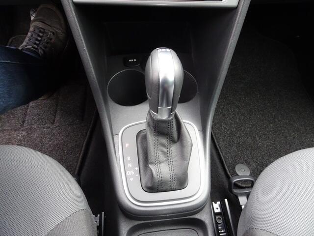 Volkswagen POLO 1.0 Bluemotion Edition Automatische airco, licht metalen velgen, cruise controle, parkeersensoren, origineel Nederlandse auto, enz.